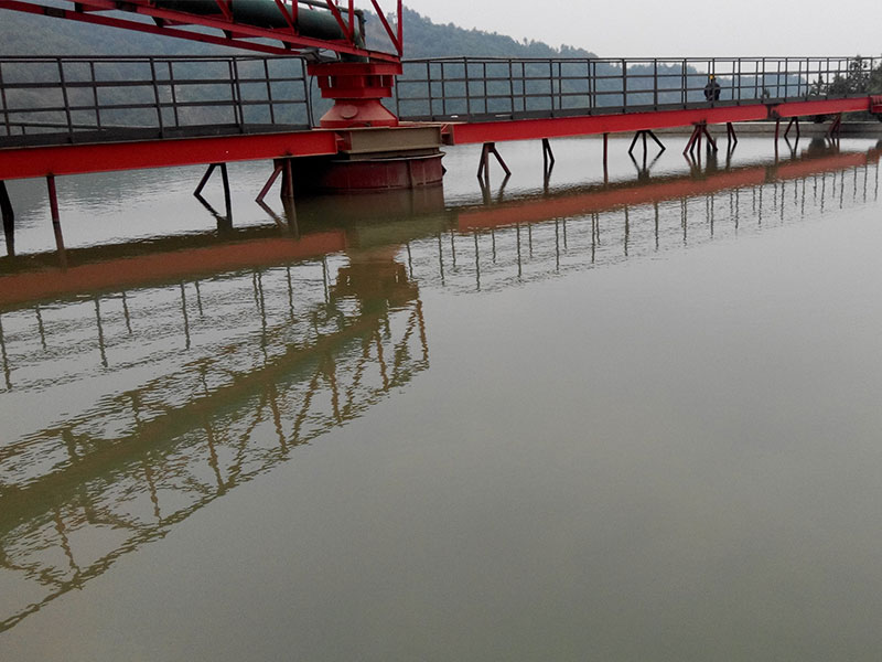 周边转动浓密机